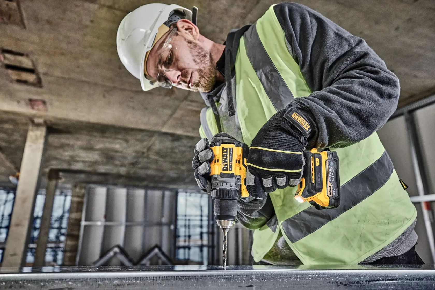 DEWALT® 18V XR® Brushless Drill Driver - 2 X 1.7Ah POWERSTACK Batteries