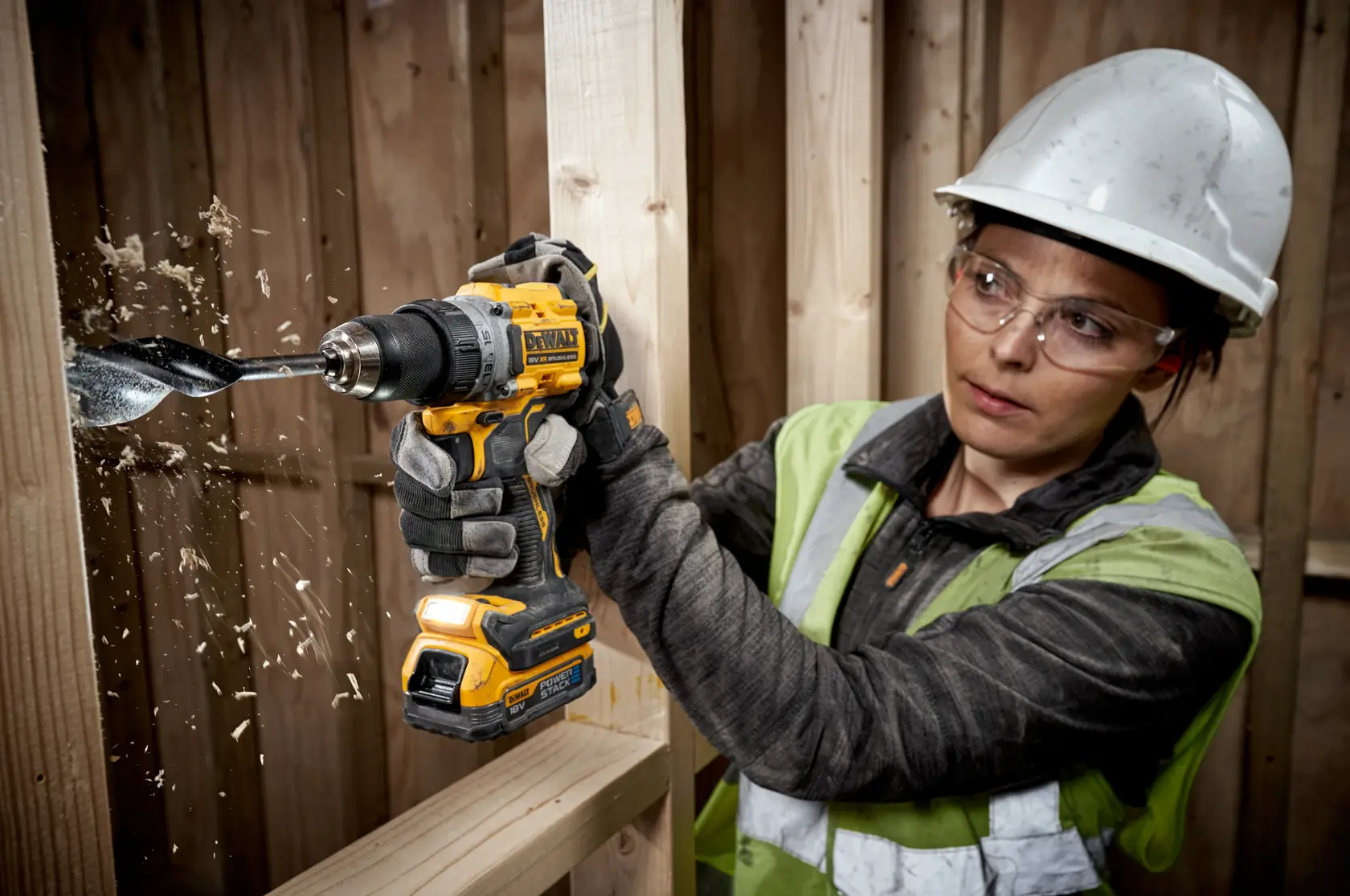 DEWALT® 18V XR® Brushless Drill Driver - 2 X 1.7Ah POWERSTACK Batteries