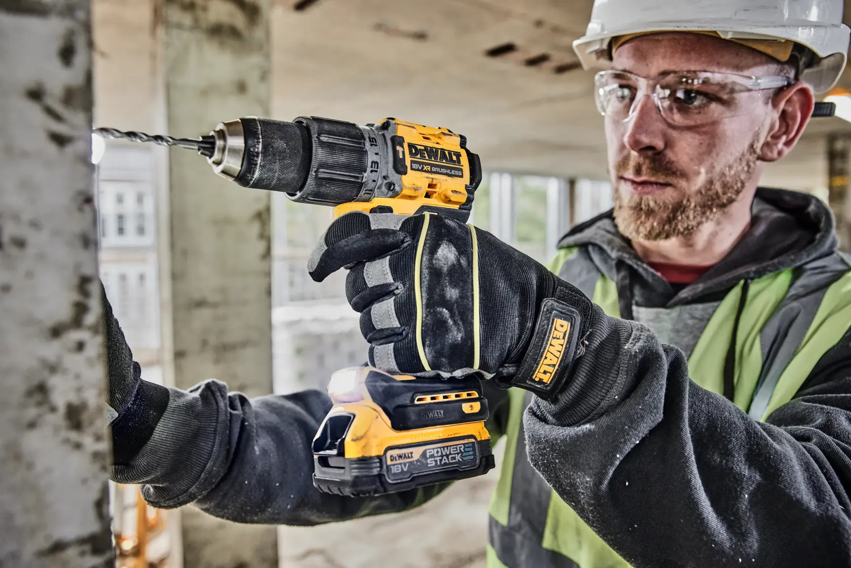 DEWALT® 18V XR® Brushless Hammer Drill Driver - 1 X 1.7Ah POWERSTACK Battery