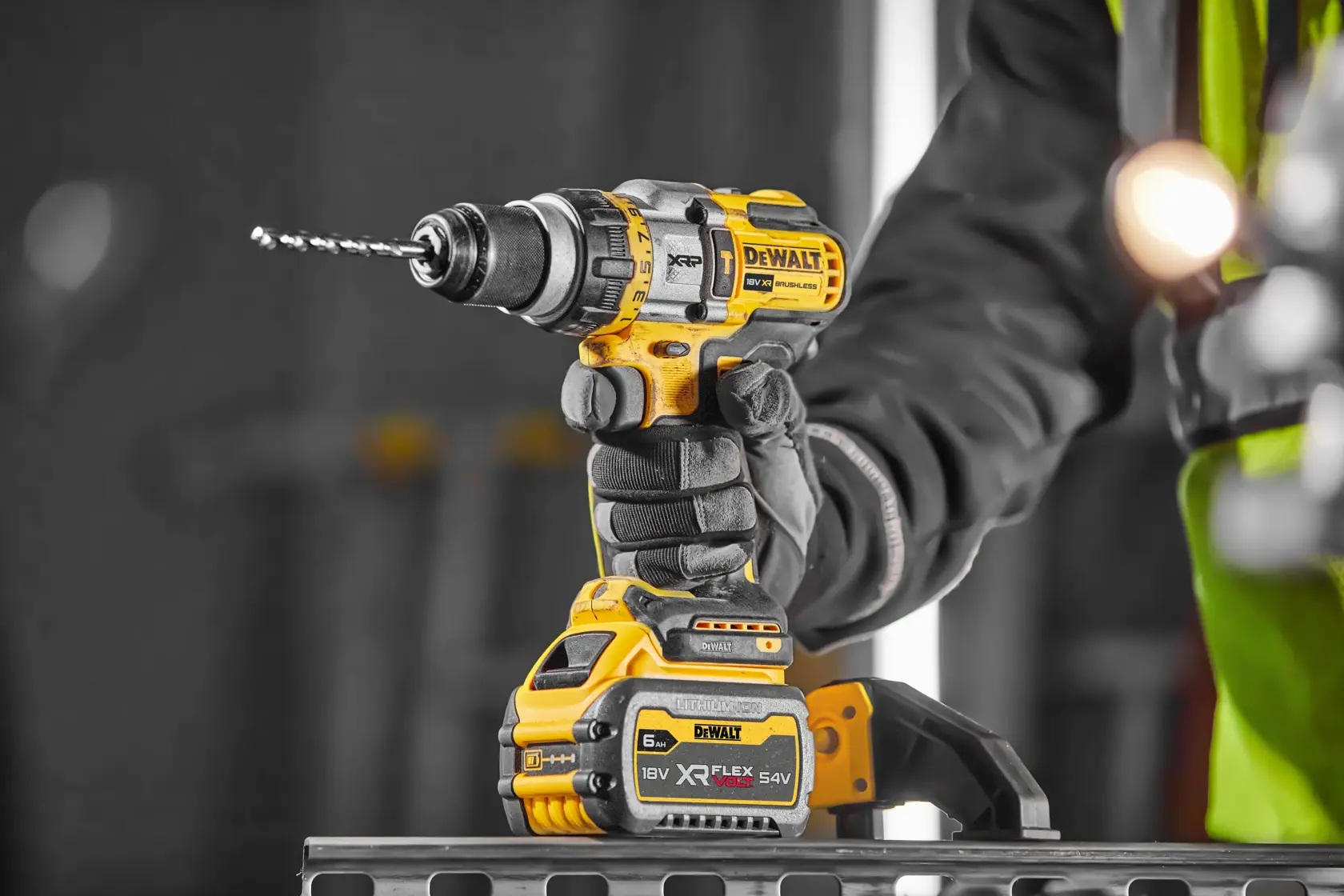 DEWALT® 18V XR® XRP Hammer Drill Driver With FLEXVOLT ADVANTAGE - 1 X 6Ah
