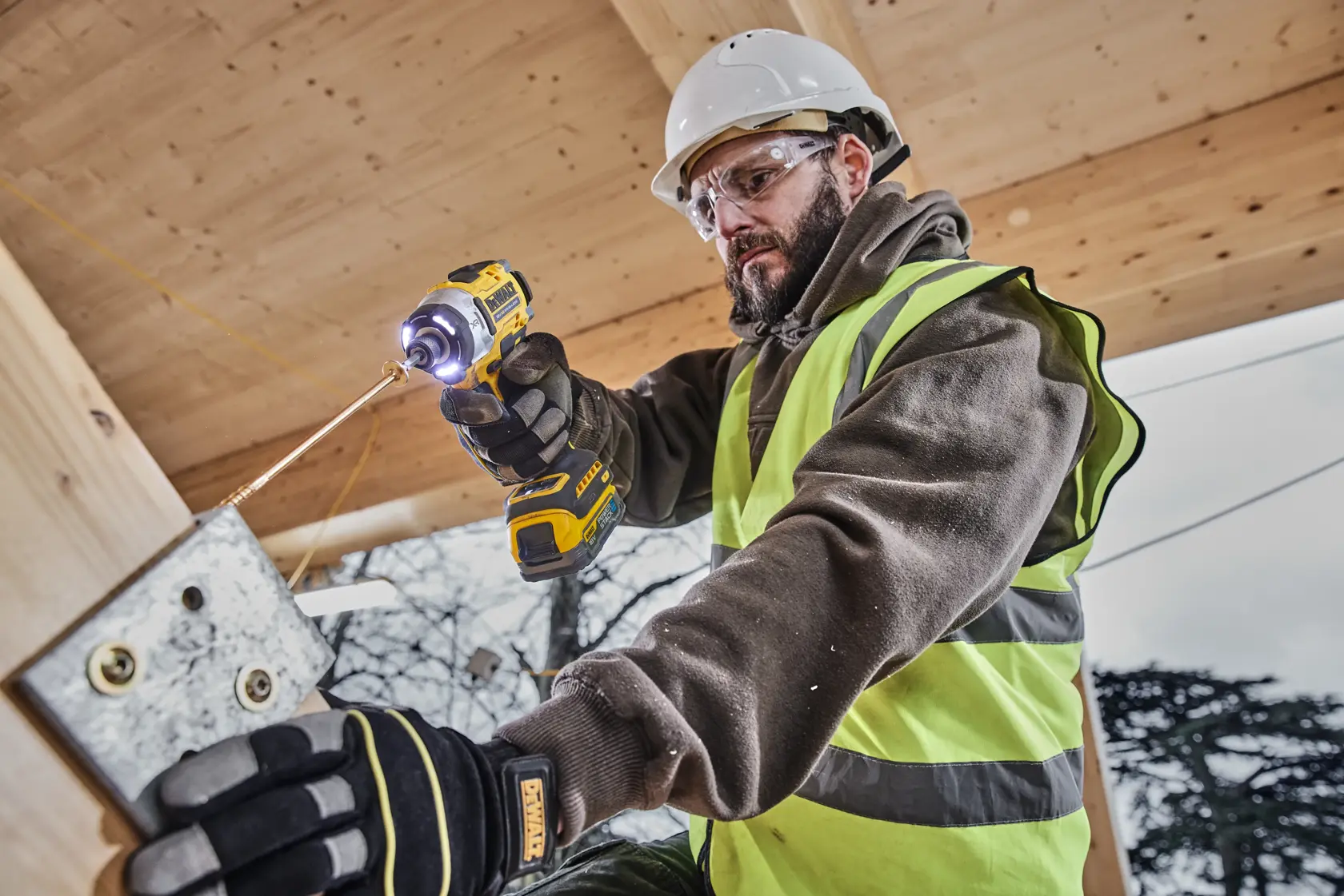DEWALT® 18V XR® Brushless 1/4" Premium Impact Driver (Tool Only)