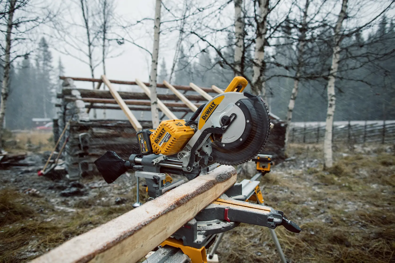 DEWALT® 2 X 54V XR® FLEXVOLT® 305mm Mitre Saw (Tool Only)